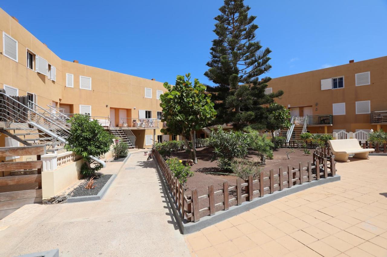 Keur Fina Apartment Costa De Antigua Bagian luar foto
